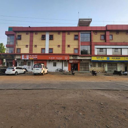 Shivani Inn Hotel & Banquet Seoni  外观 照片